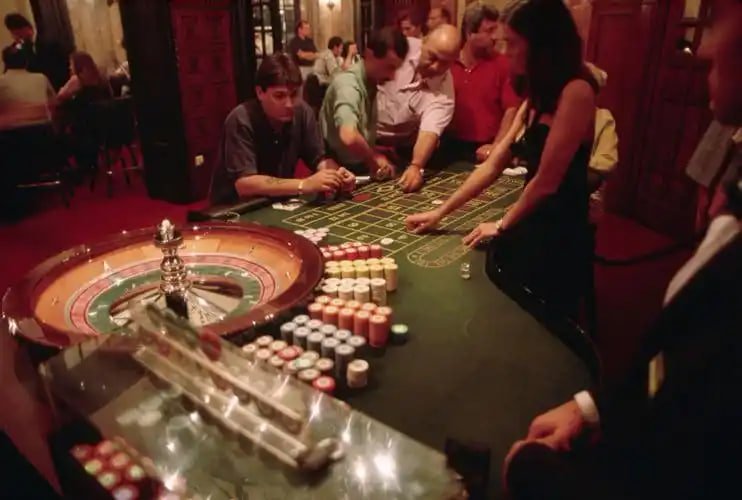 gk99 ကာစီနို Live Baccarat Roulette Real Dealer မြန်မာ MMK ကစားမှု